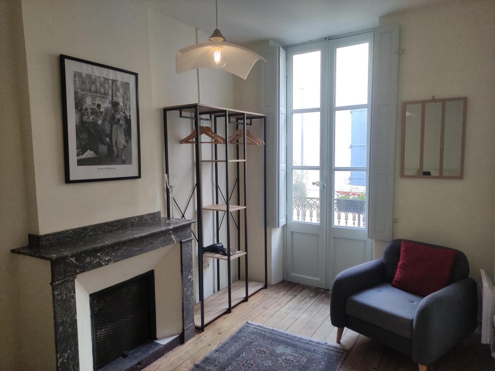 Апартаменты Carcassonne Town House, Rue Barbes Экстерьер фото